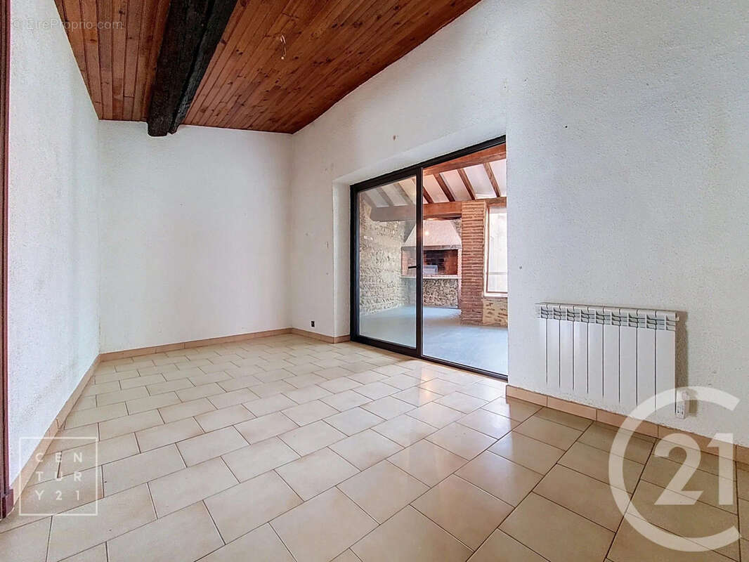Maison 136 m² à Millas  - photo 4