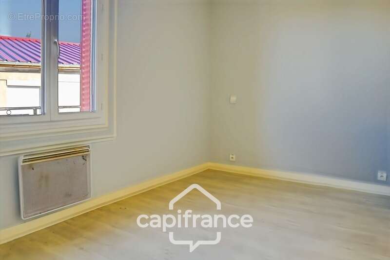 Appartement à PASLIERES