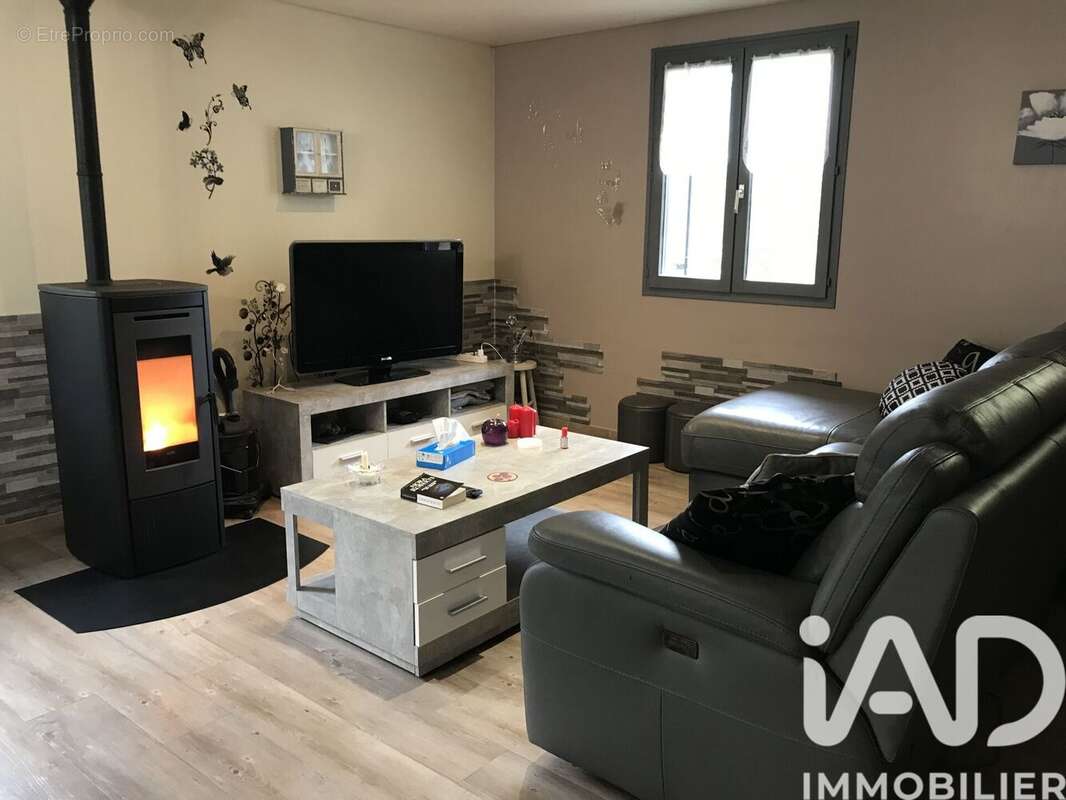 Maison 116 m² à Conliege  - photo 2