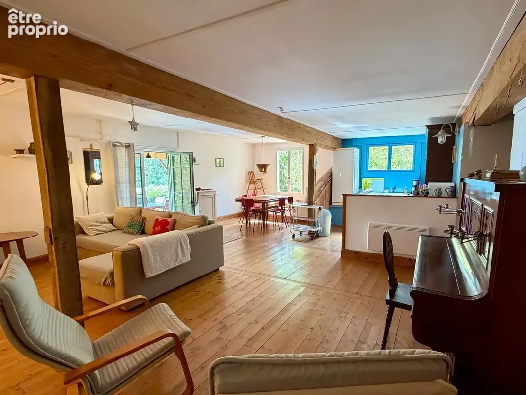 Propriété avec 2 gîtes, une chambre d'hôtes et 2 piscines - 2,2 hectares - VIC FEZENSAC (32) - photo 22