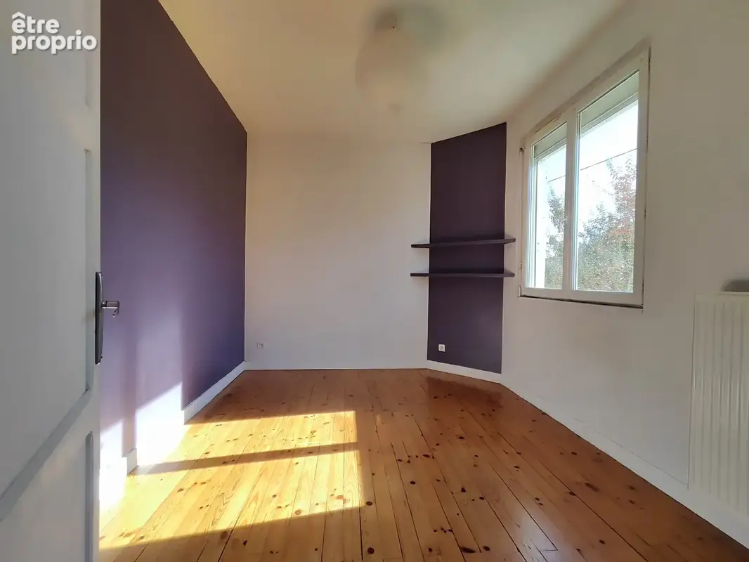 Maison individuelle avec garage et jardin arboré - photo 9