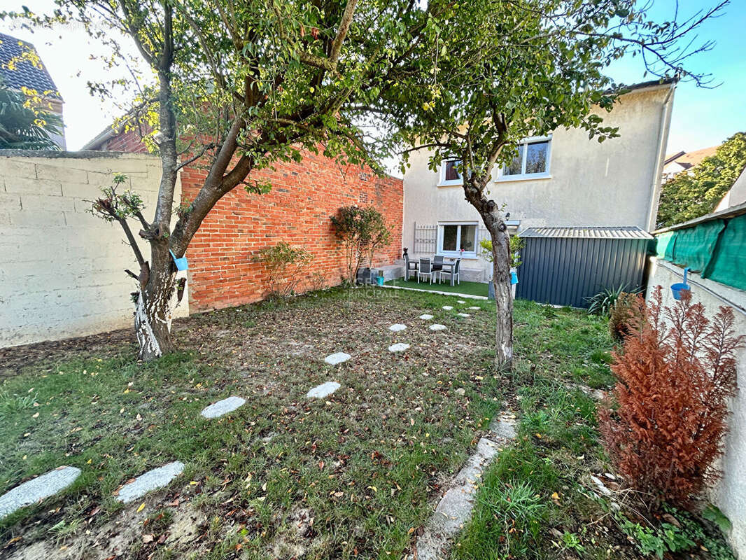 Maison à CARRIERES-SOUS-POISSY