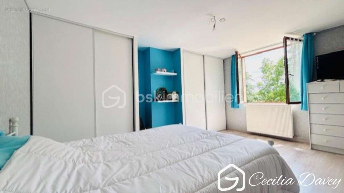 *** Nouveauté : Véritable coup de cœur pour cette propriété de caractère rare, mêlant authenticité, confort et sérénité, offrant - photo 17