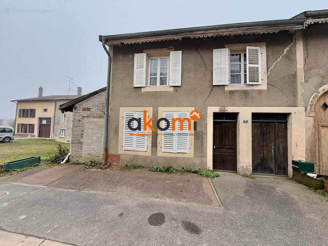 Maison à PETITMONT
