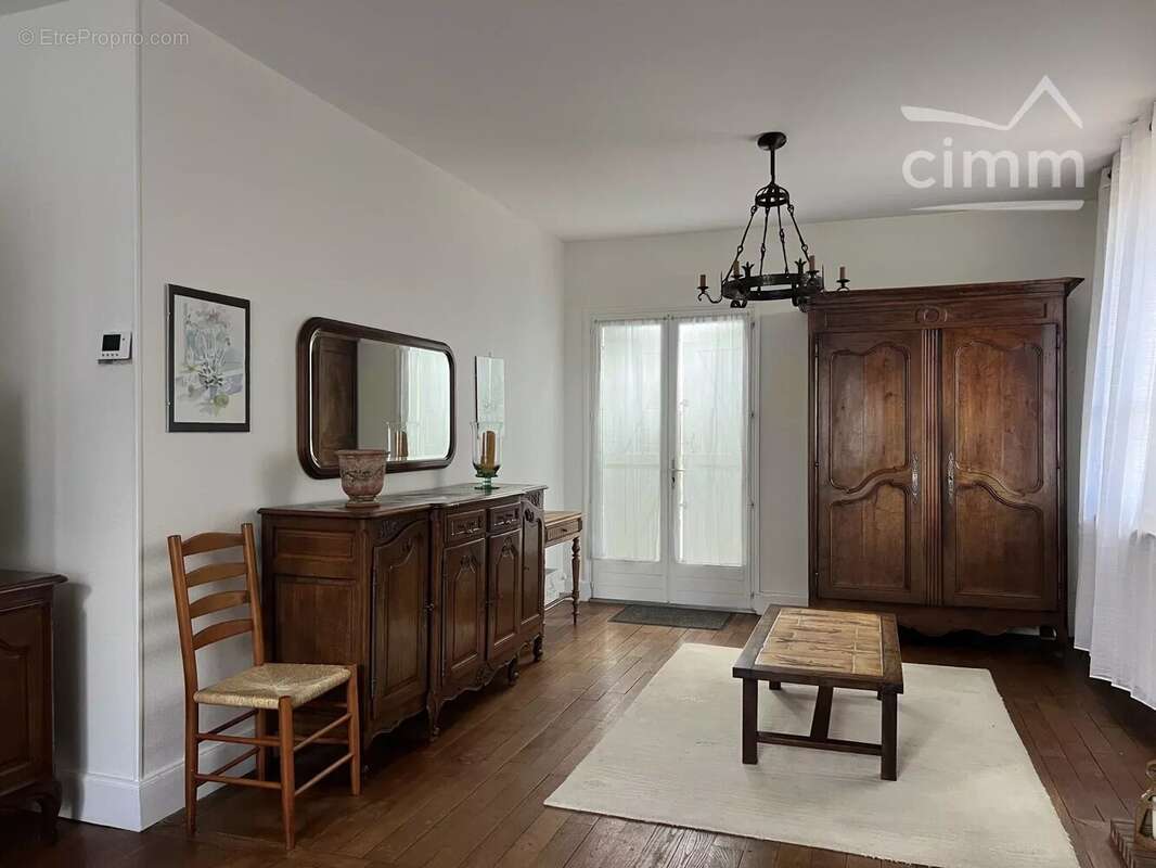 Maison familiale de 125 m² Habitables et une belle dépendance de charme - photo 10