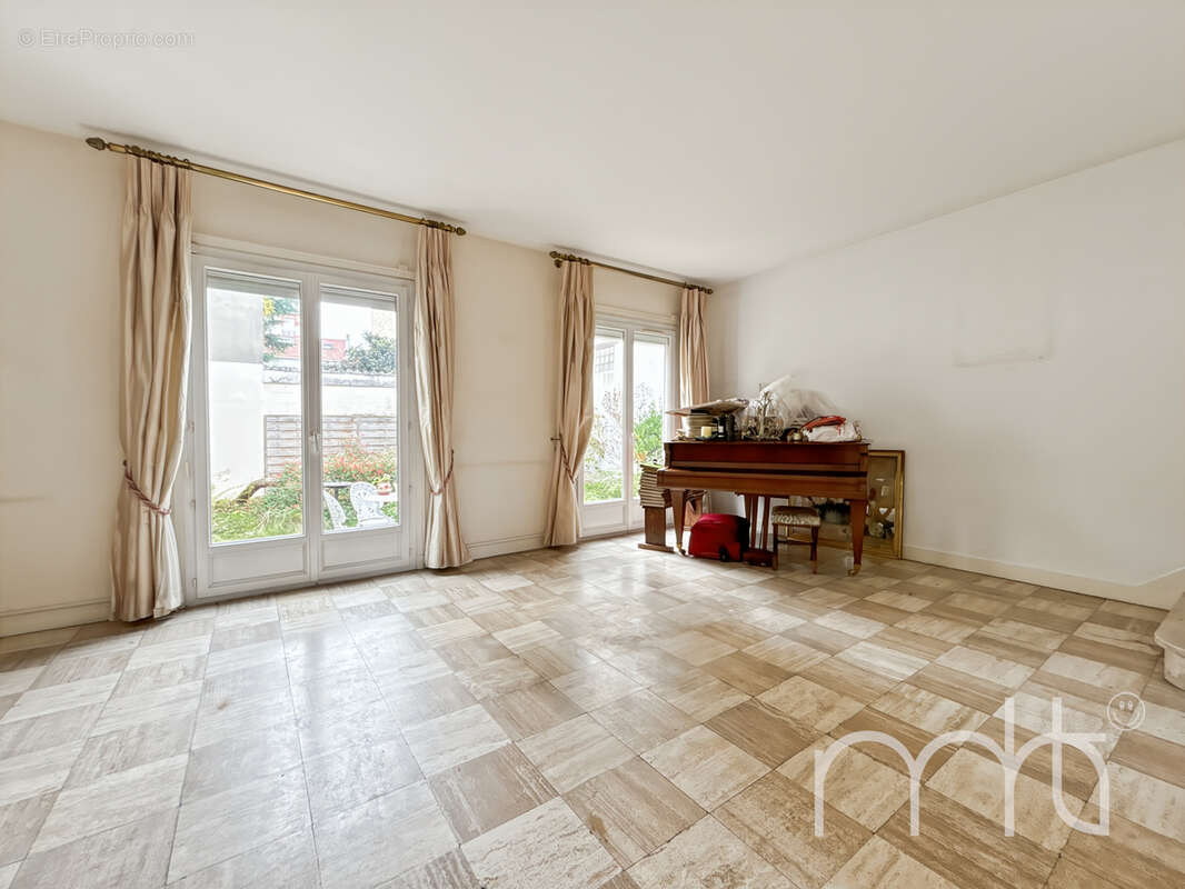 Maison à BOIS-COLOMBES