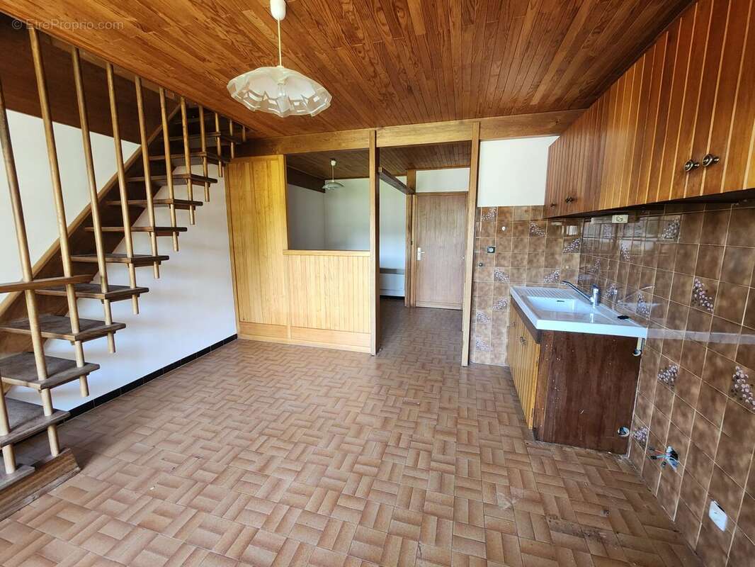 Appartement 31 m² à Ancelle  - photo 2