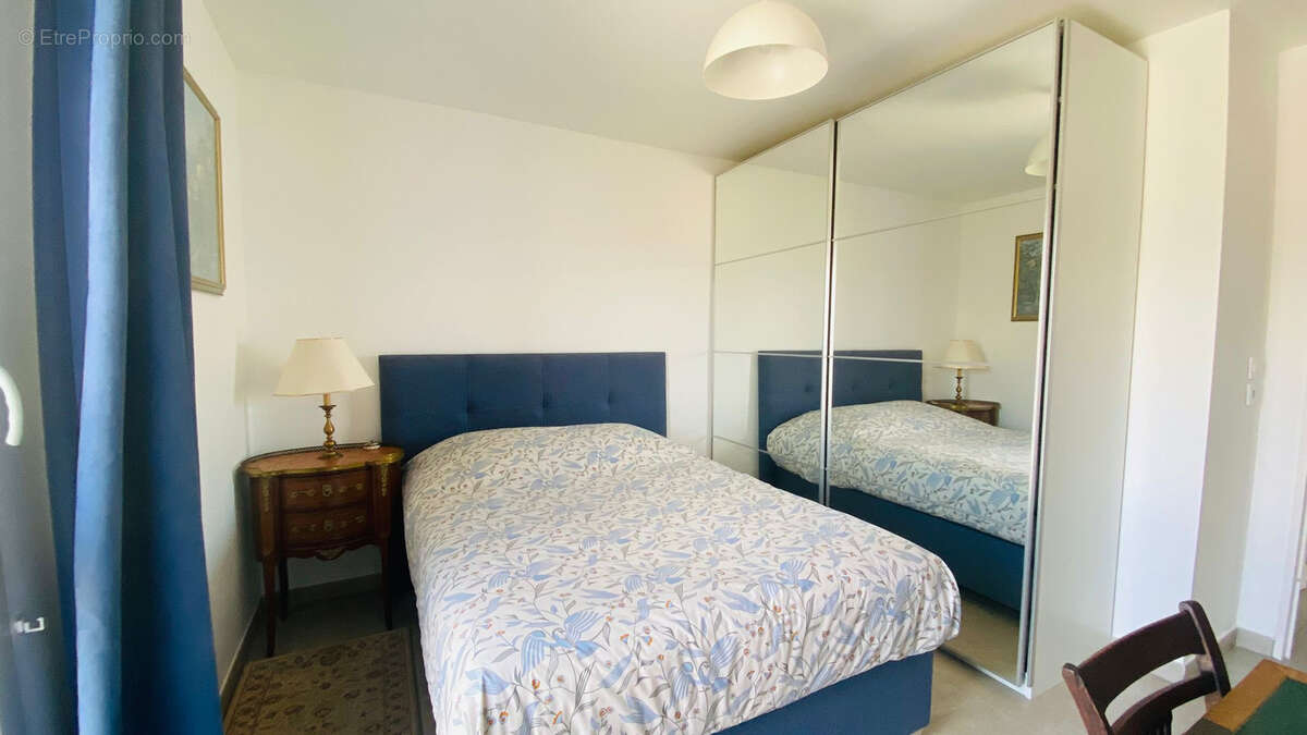 Appartement à SIX-FOURS-LES-PLAGES