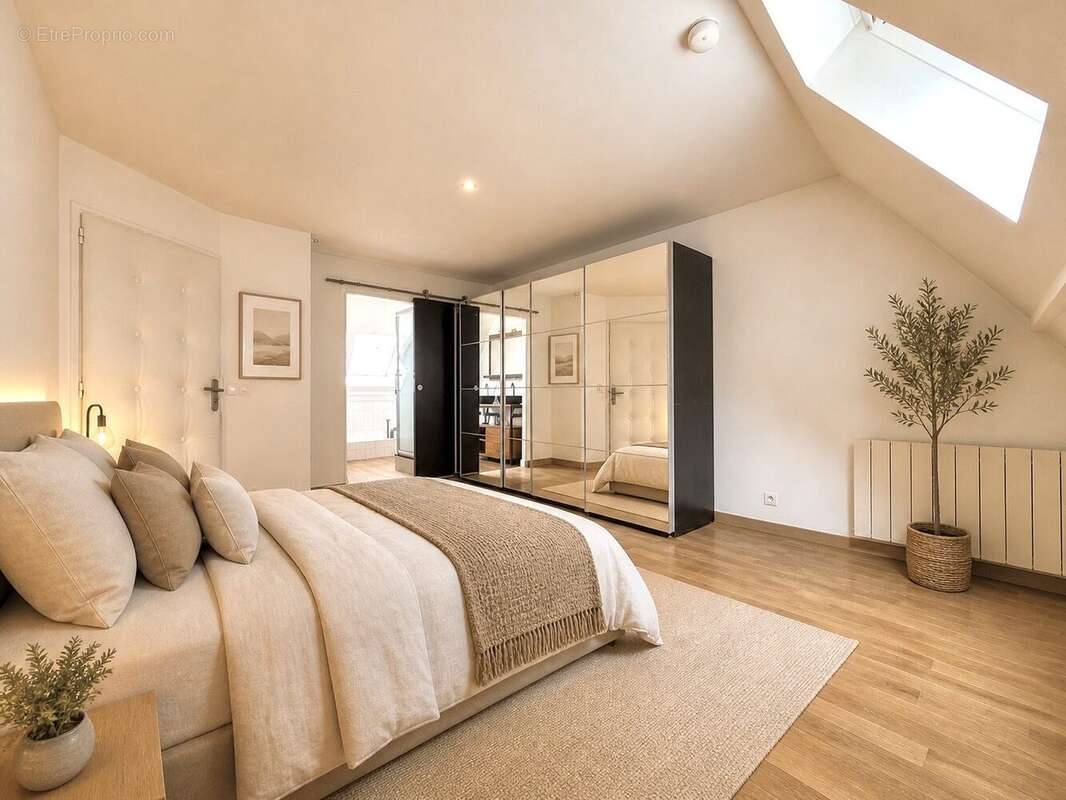 Appartement à SARTROUVILLE