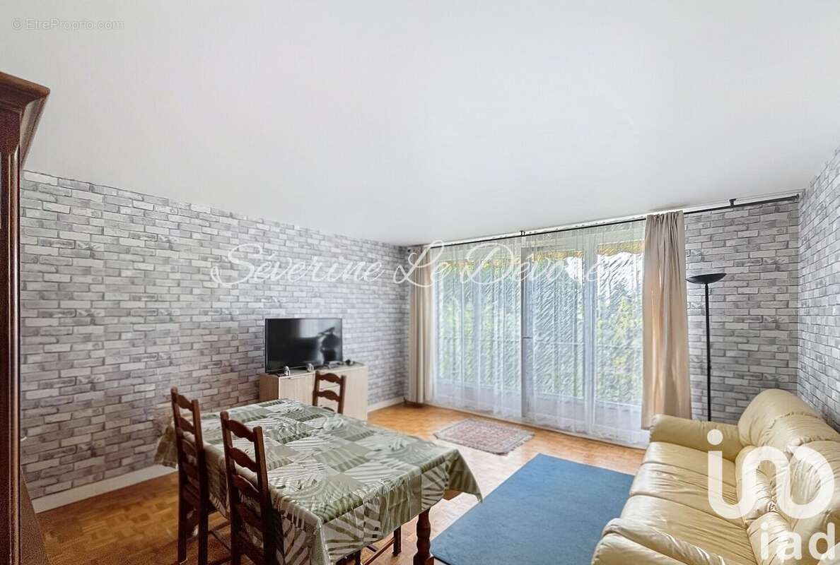 Photo 2 - Appartement à MONTLIGNON