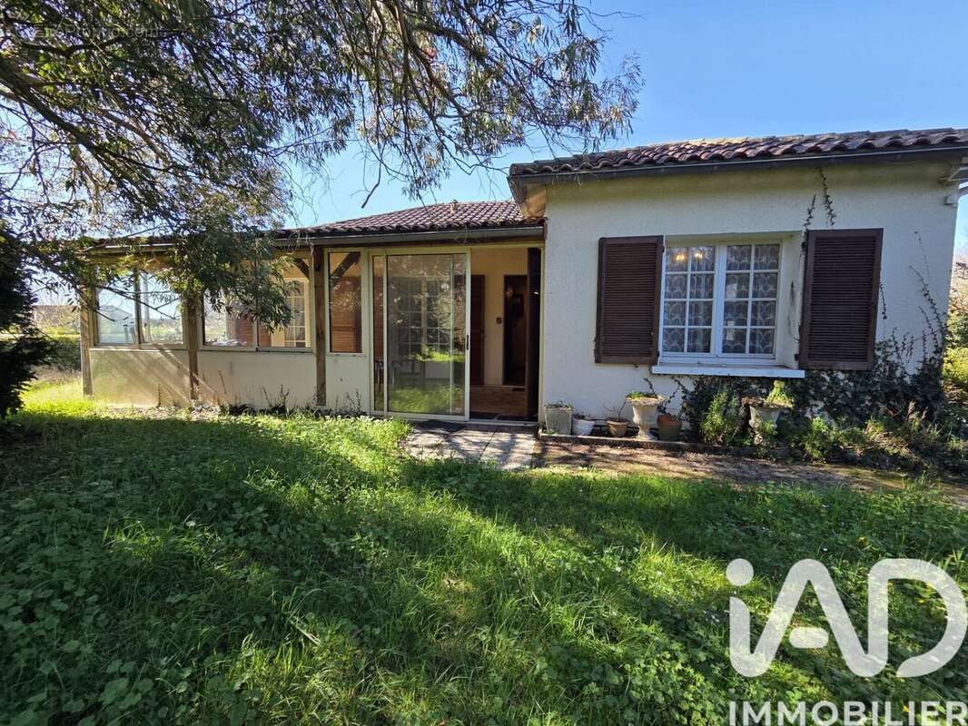 Photo 3 - Maison à NAINTRE