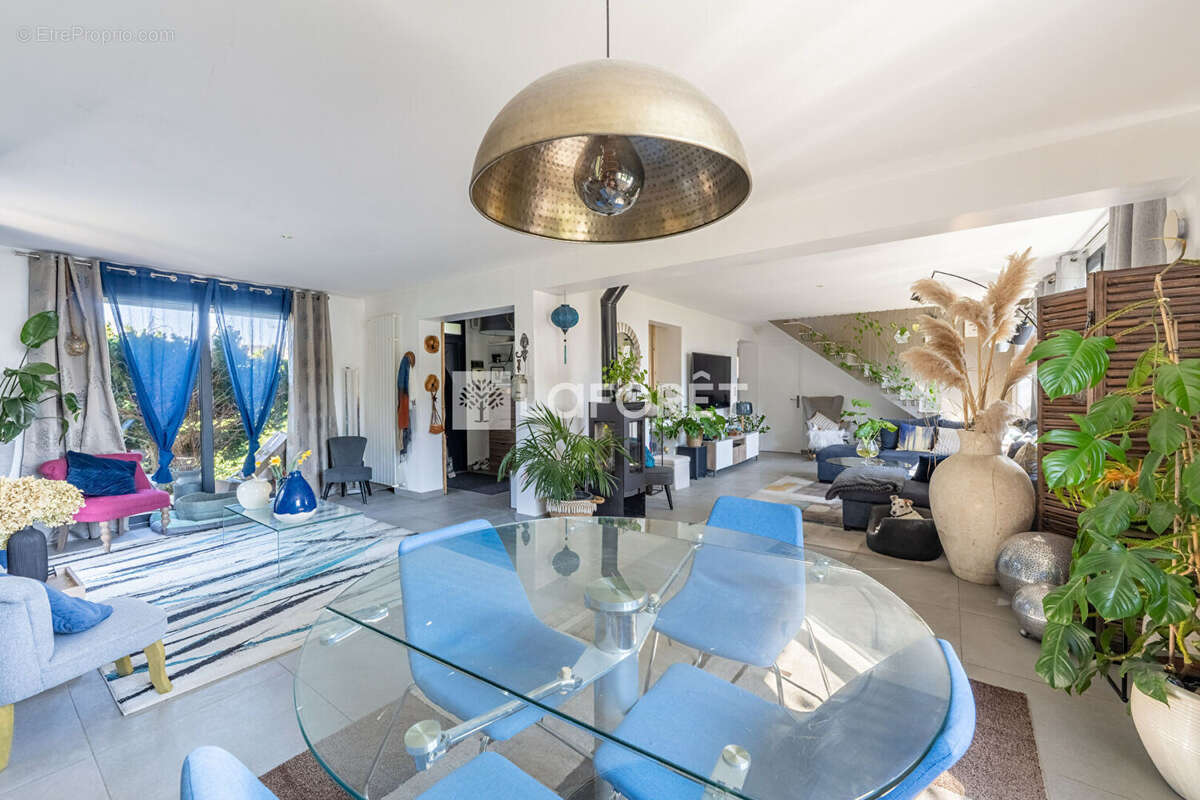 Maison à LES ALLUETS-LE-ROI