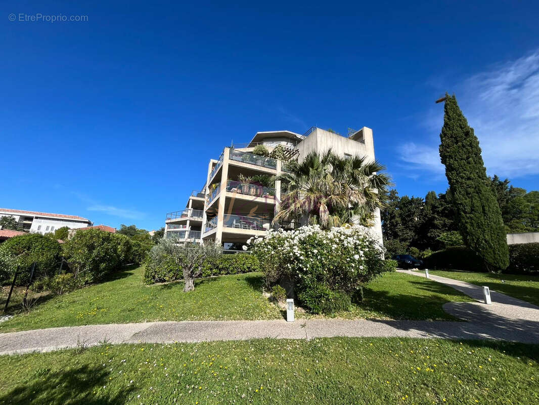 Aix en Provence nord - T1 de 30.69m2 avec stationnement et jardin privatif - photo 4