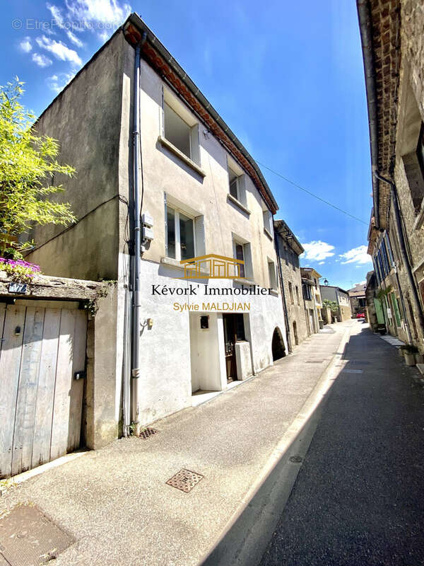 Appartement à SOYONS