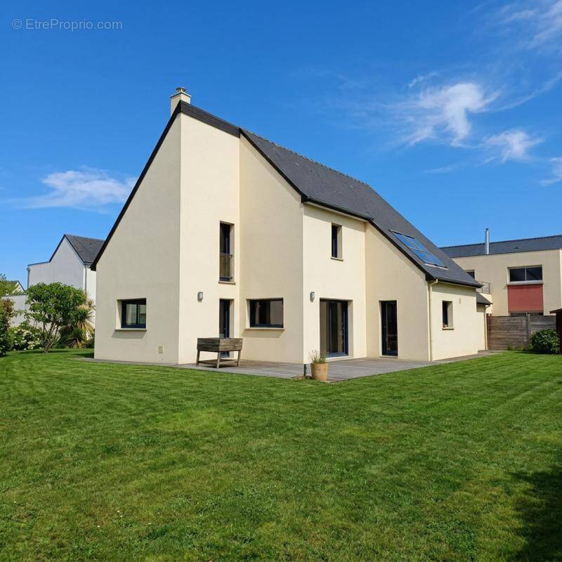 Maison à THORIGNE-FOUILLARD