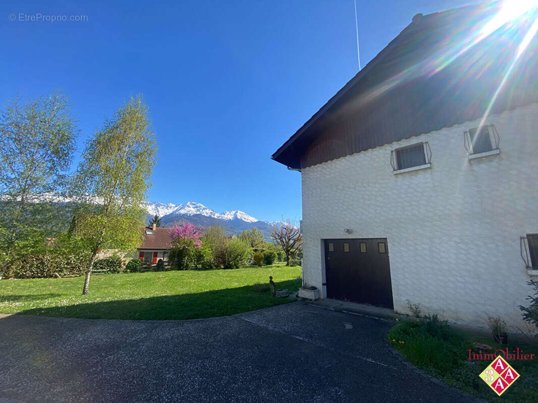 Maison à BERNIN