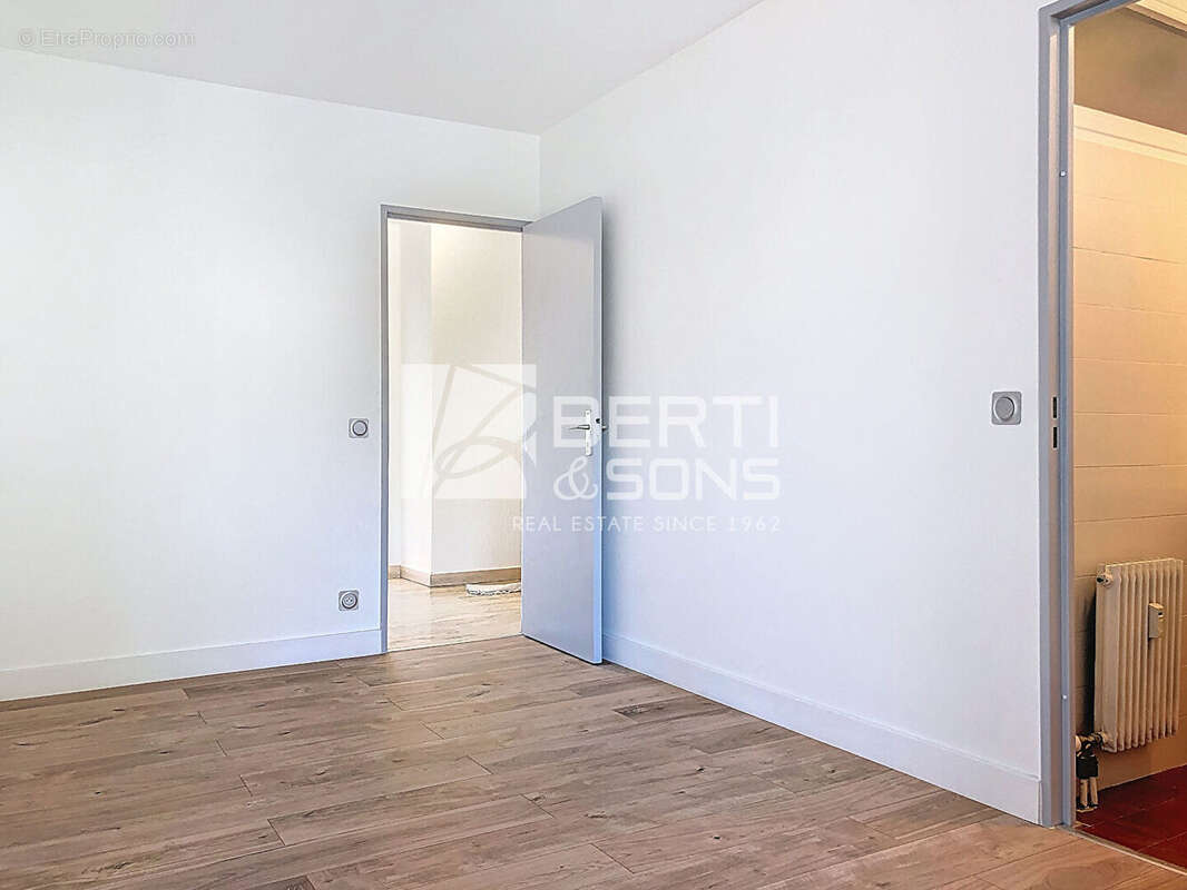 Appartement à MANDELIEU-LA-NAPOULE