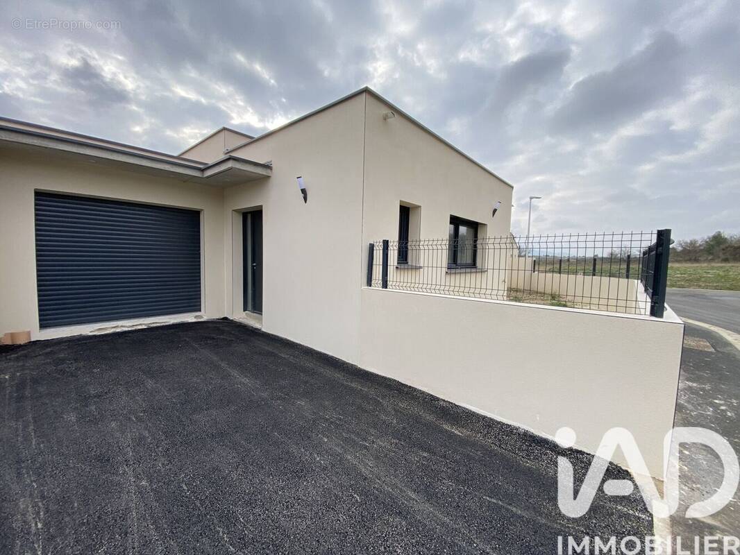 Photo 1 - Maison à FERRALS-LES-CORBIERES