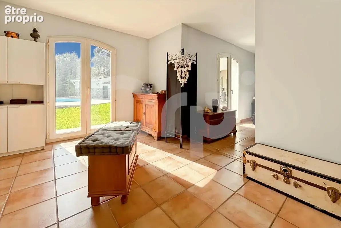 Maison de plain-pied avec piscine, studio indépendant et grand terrain – Les Maravals - photo 7