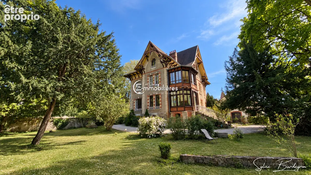 Appartement à LONS-LE-SAUNIER