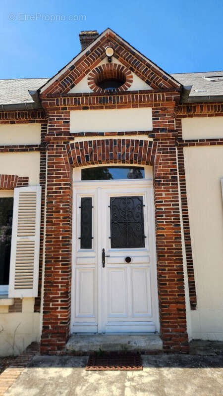 Maison à CHATEAUNEUF-EN-THYMERAIS