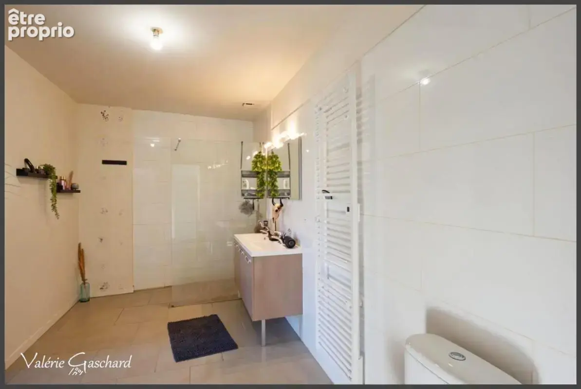 Immeuble  3 logements à vendre Proche de COUTRAS (33) rendement net 7% - photo 7