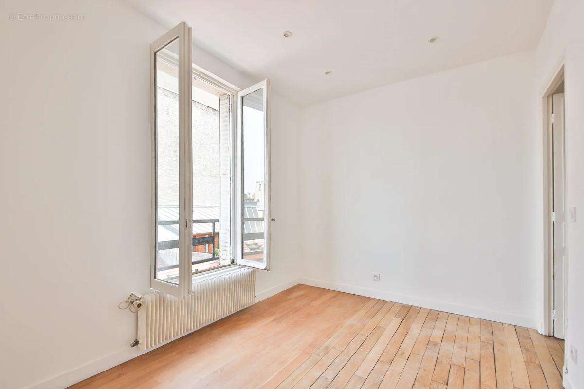 Appartement à MONTROUGE