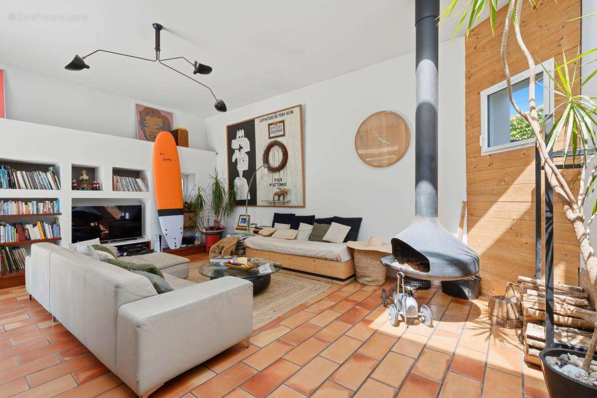 Maison 4 pièces 160m2 sur 924m2 de terrain - photo 6