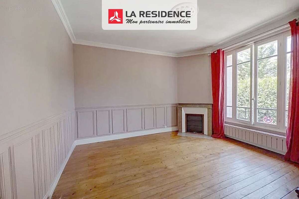 Maison à MANTES-LA-VILLE