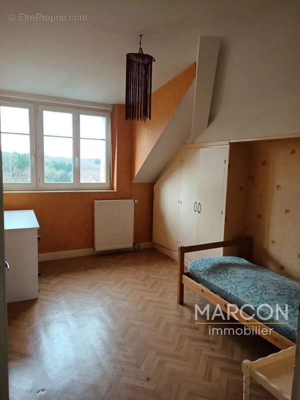 Maison à LA VILLENEUVE