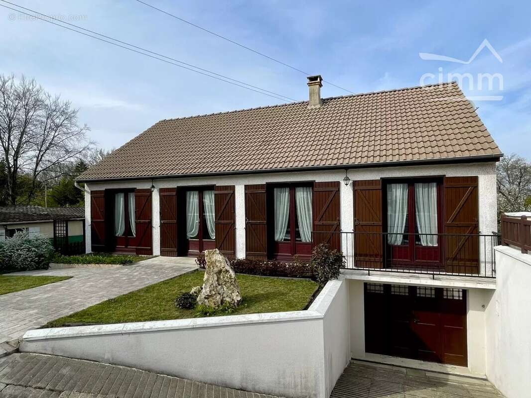 Maison à DAMMARIE-LES-LYS