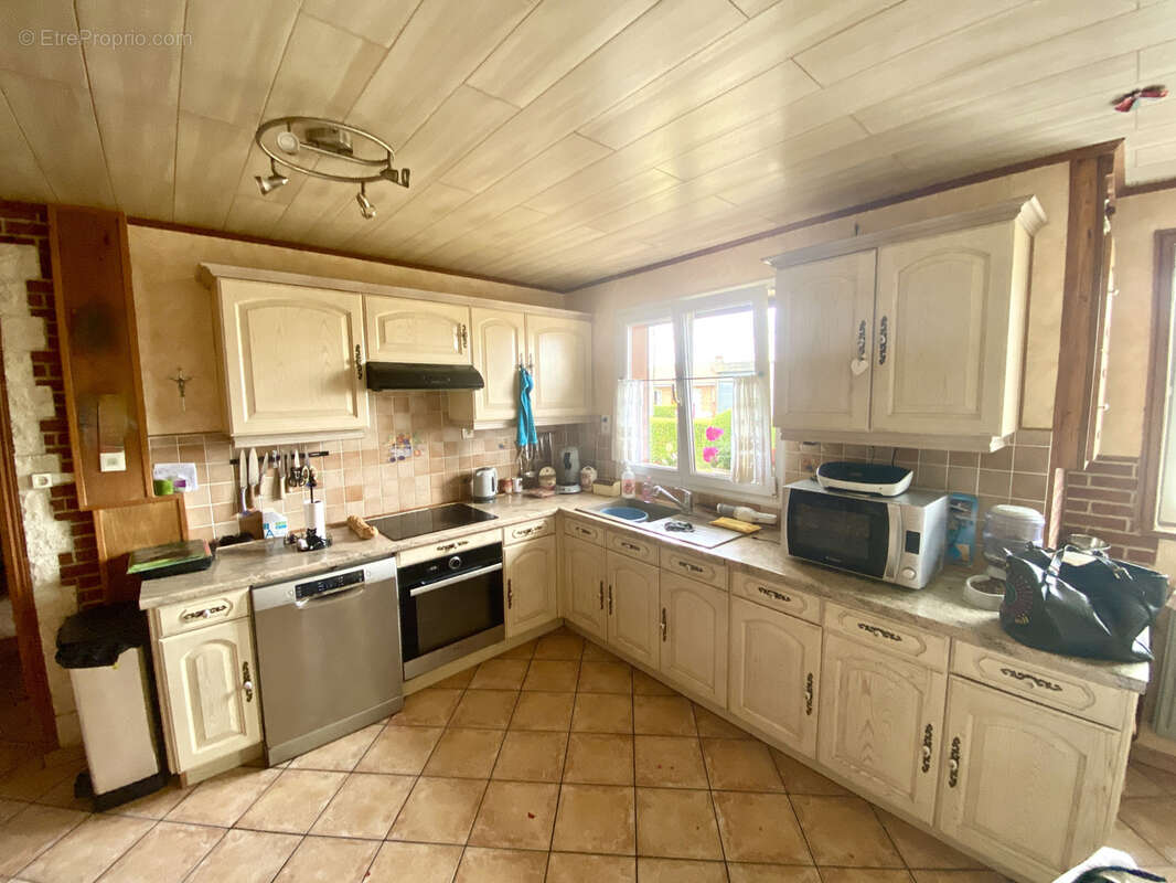 Maison à AULNOYE-AYMERIES