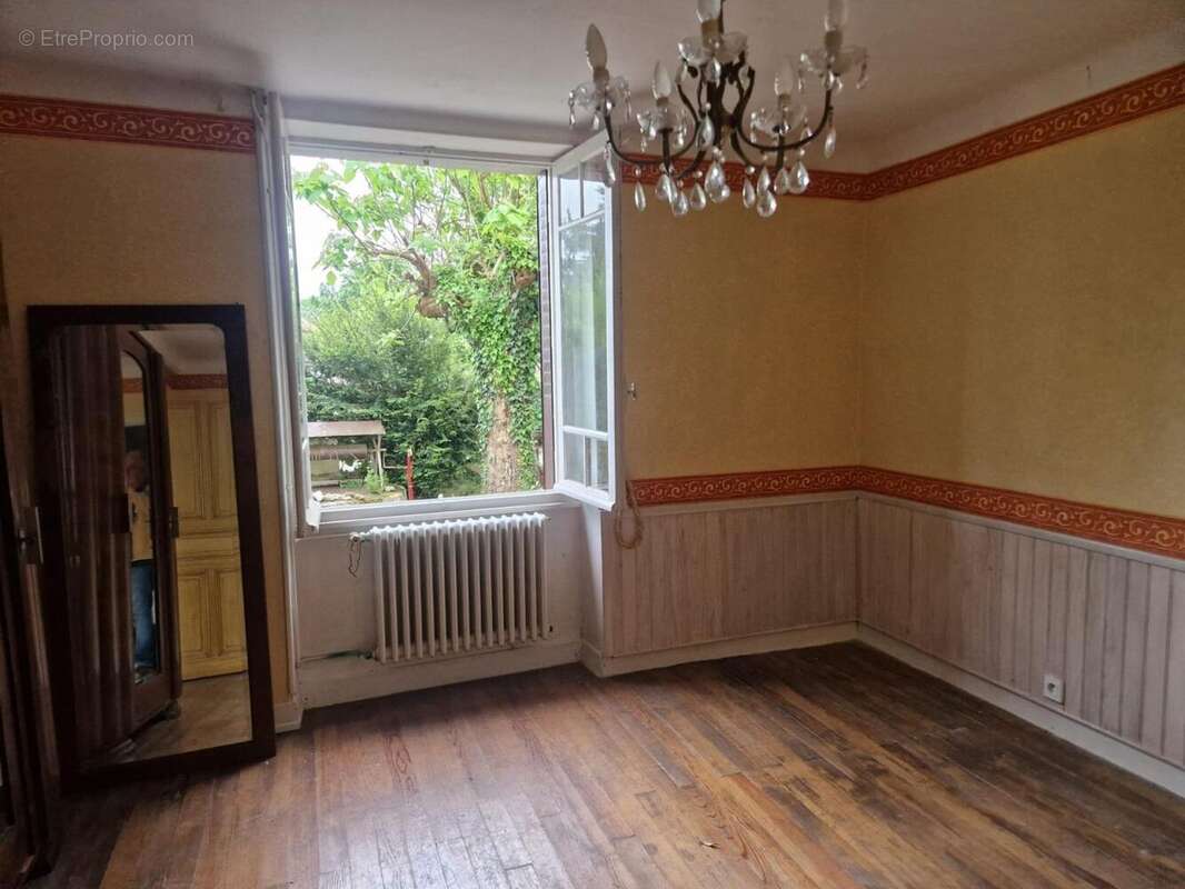 Photo 2 - Maison à ETROUSSAT