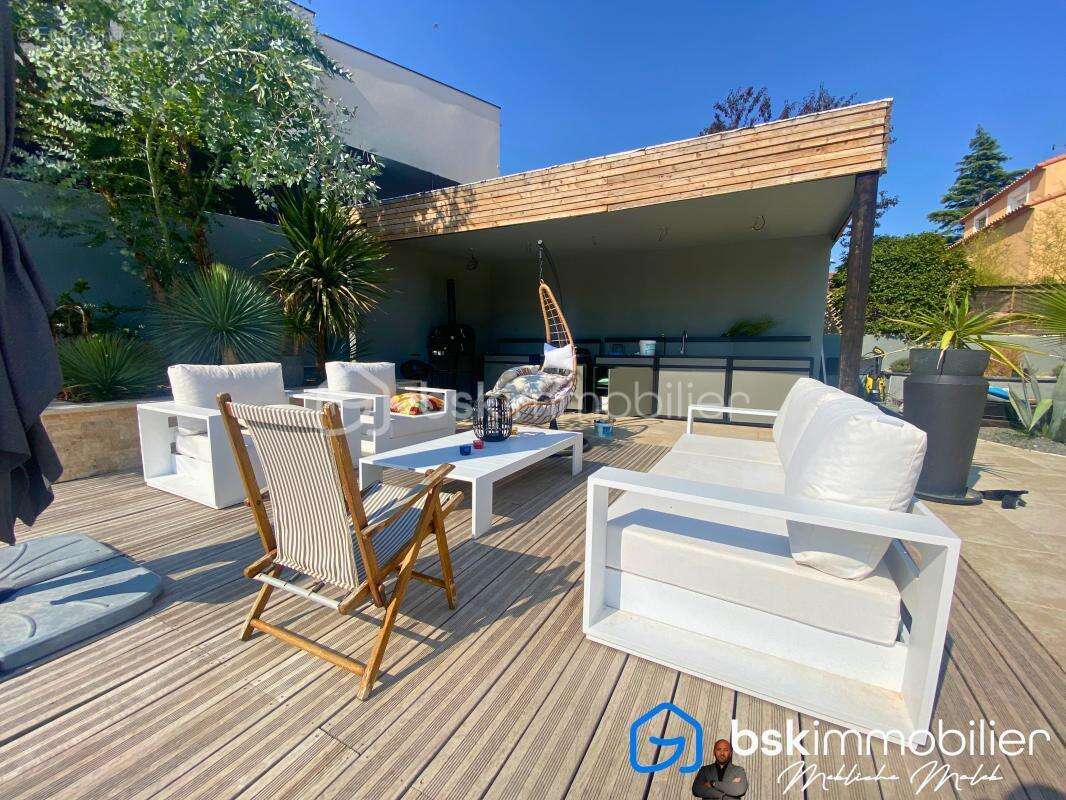 Maison à SAINT-JEAN-DE-VEDAS