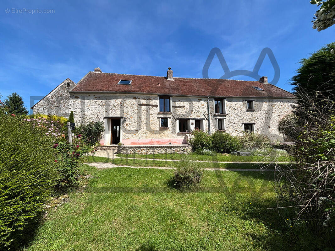 Maison à COULOMMIERS