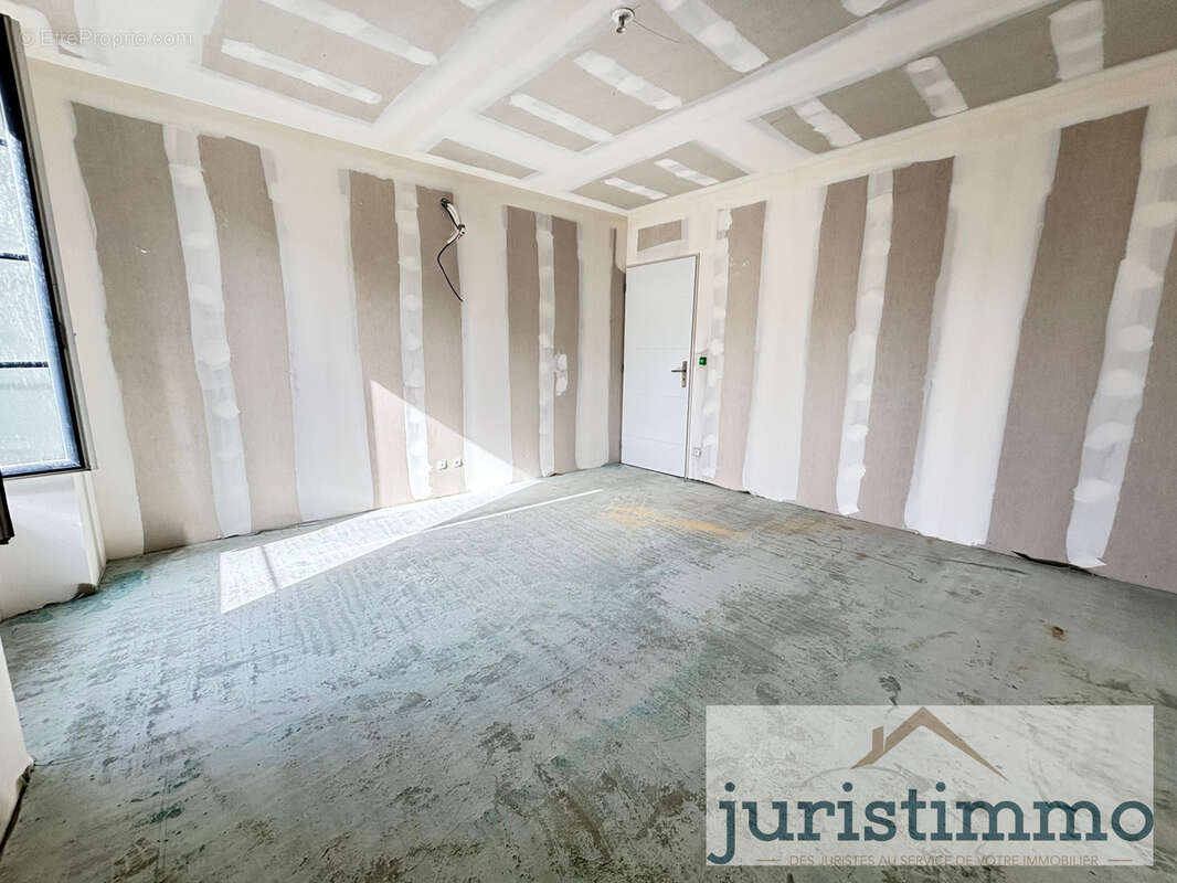 Appartement à BOLLENE