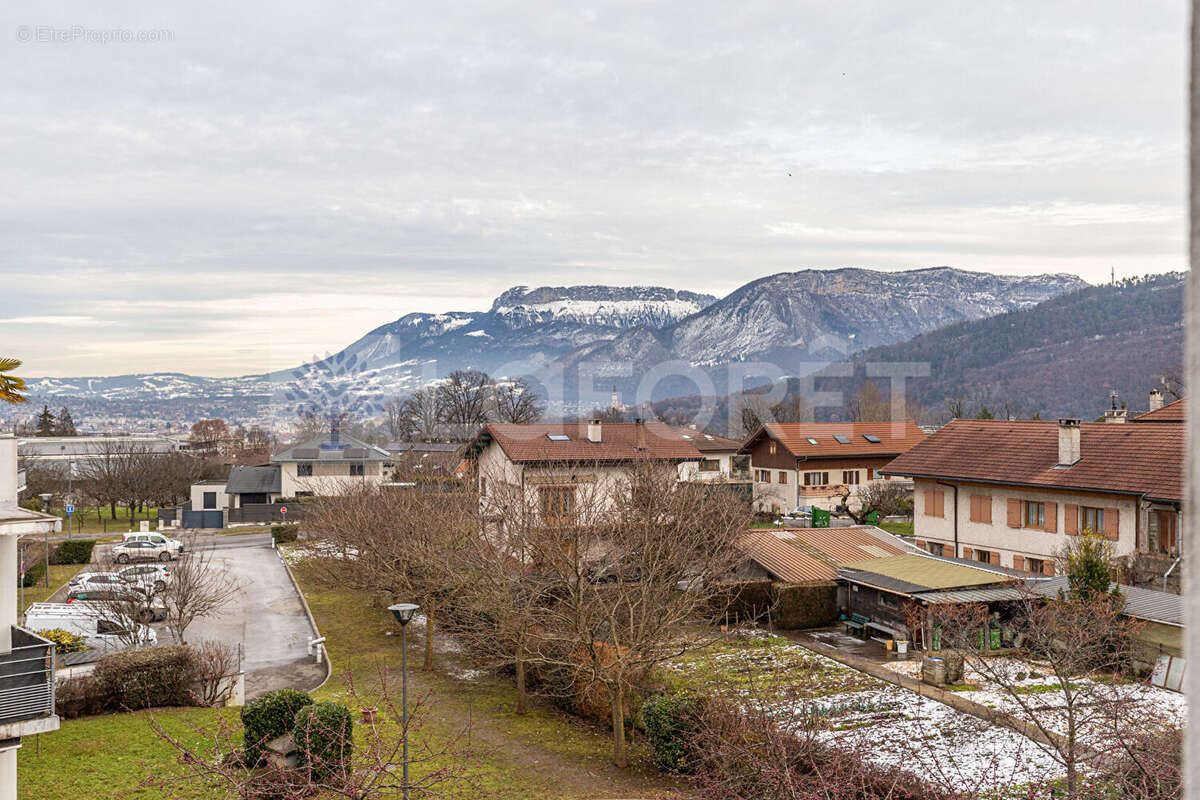 Agence immobiliere laforet - "carex" - annecy - seynod - appartement traversant t3 de 68m² - cave - balcon - photo 10