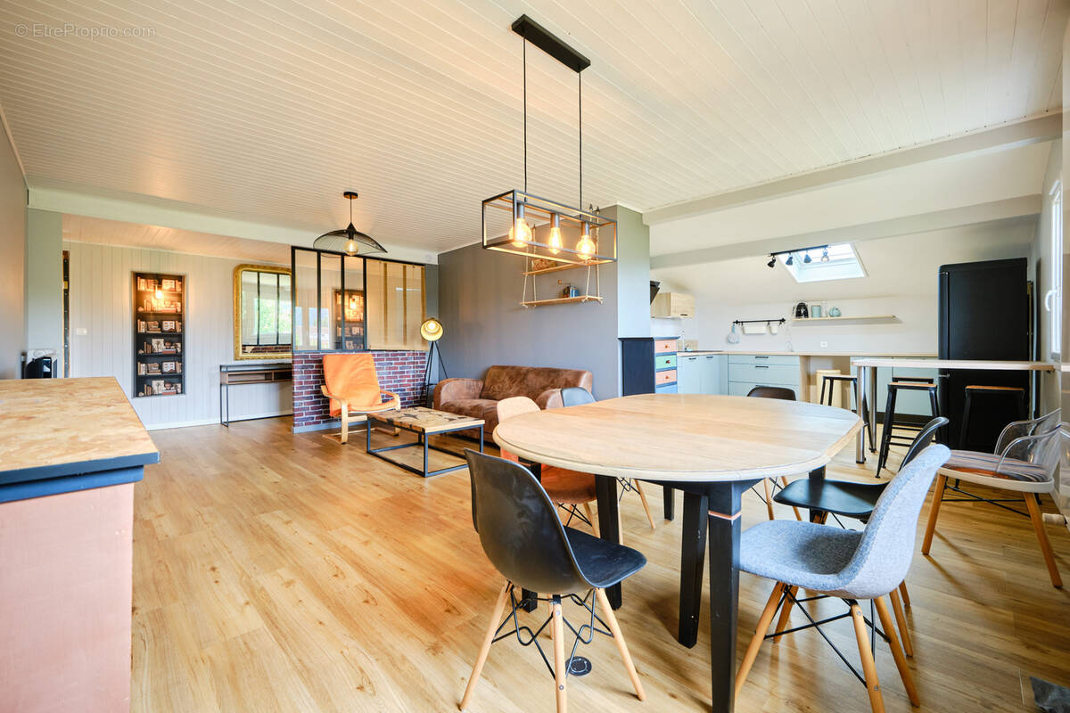 Appartement à ANNECY-LE-VIEUX