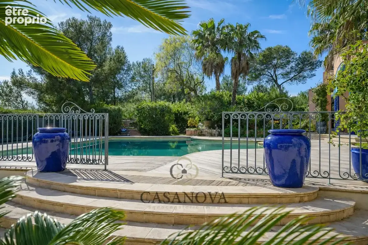 Manoir de caractère du XIXe siècle  721 m² habitables  Domaine de 19 700 m² avec dépendances - SAINT  CLEMENT DE RIVIERE - Aux - photo 26