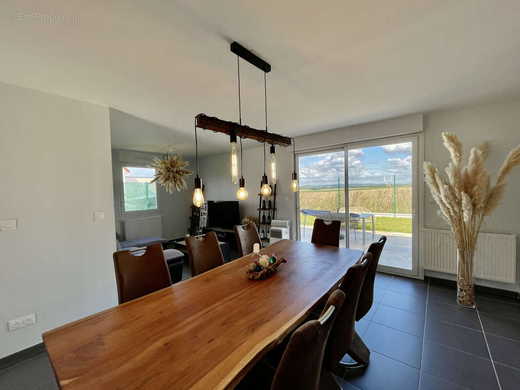 Maison à VILLERS-MARMERY