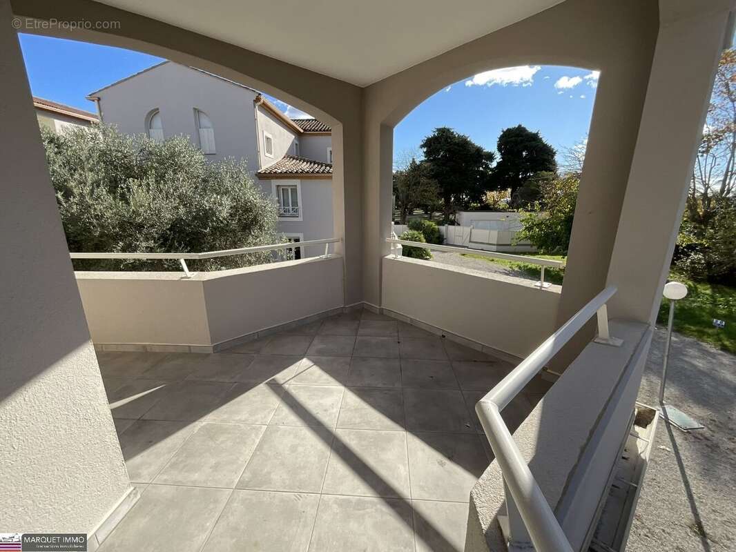 Appartement à BOUJAN-SUR-LIBRON