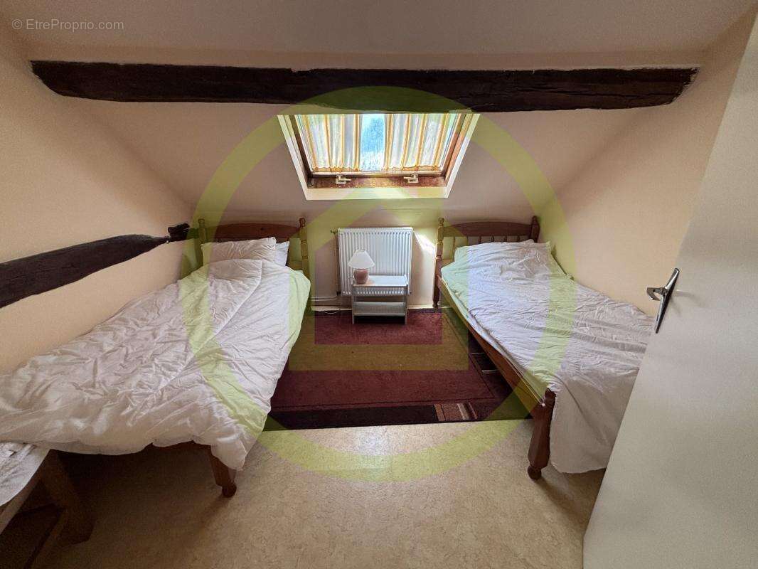 Maison à CHENERAILLES