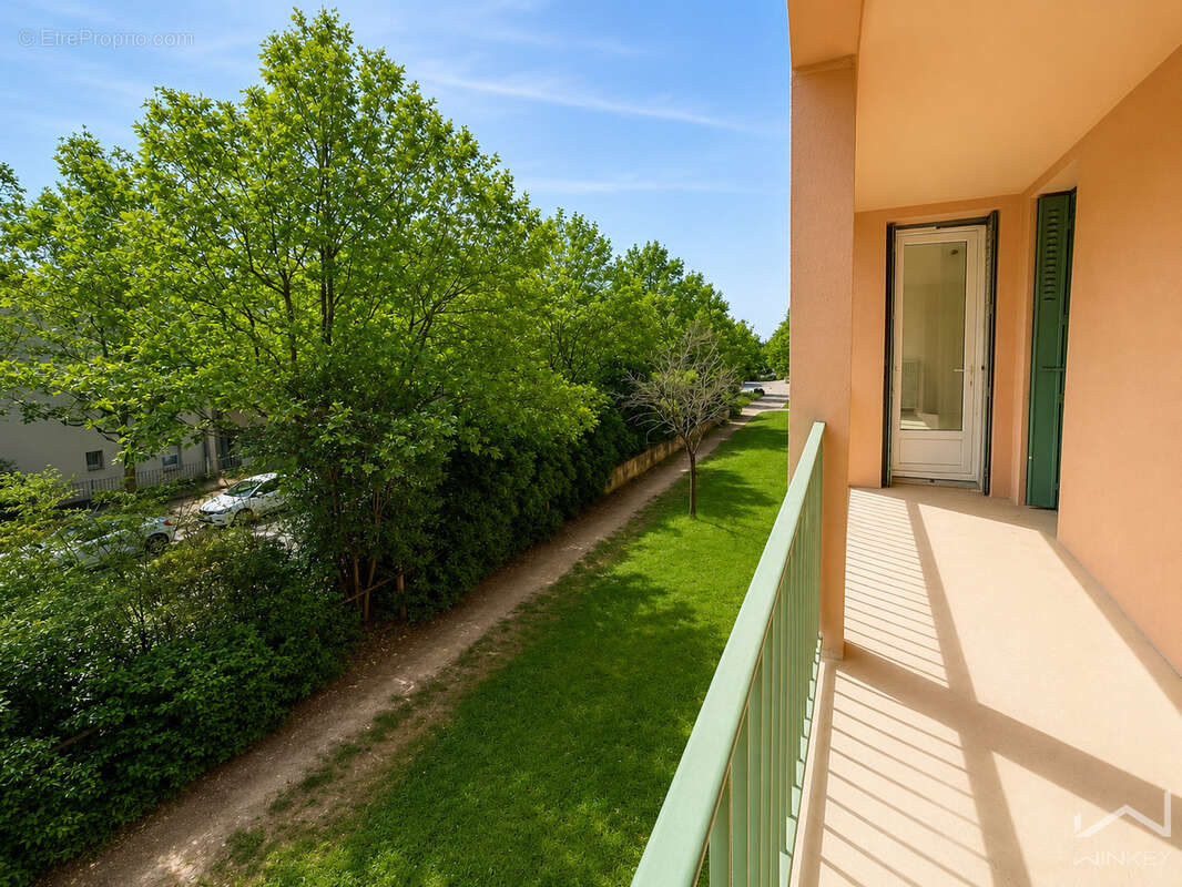 Isabelle di natale vous présente en exclusivité sur pierrelatte    appartement sans travaux  100m2 - 4 chambre - photo 9