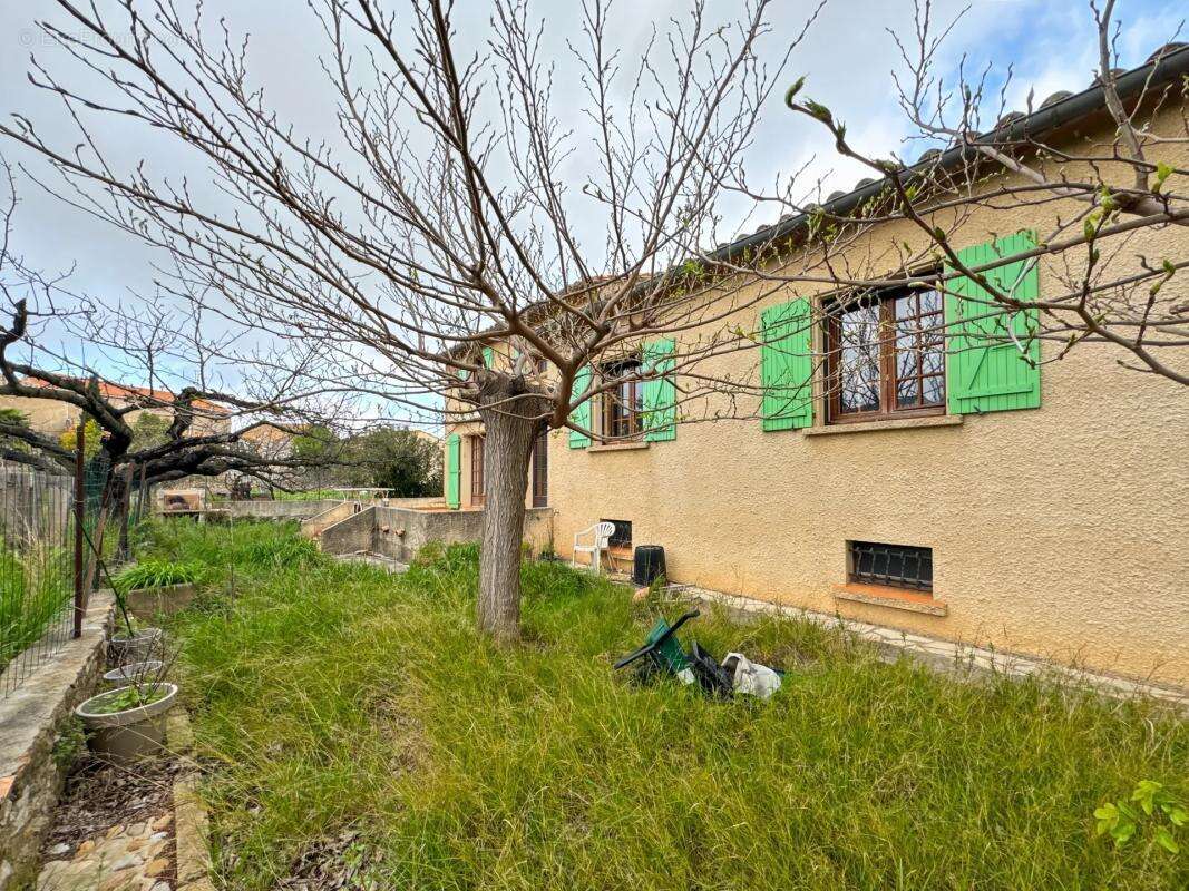 Maison à THEZAN-DES-CORBIERES