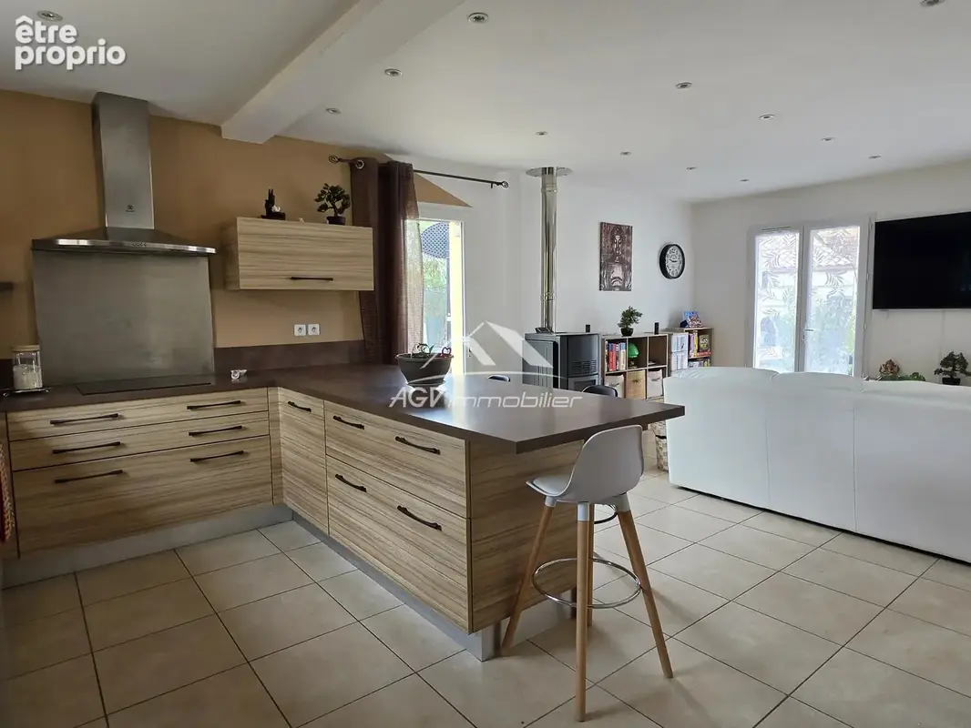 Maison individuelle, proche commodités, 4 chambres - photo 4