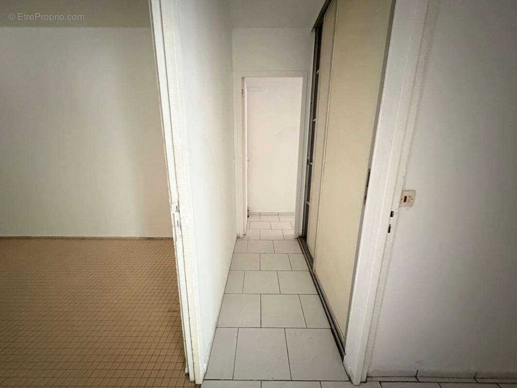 Appartement à LES ABYMES