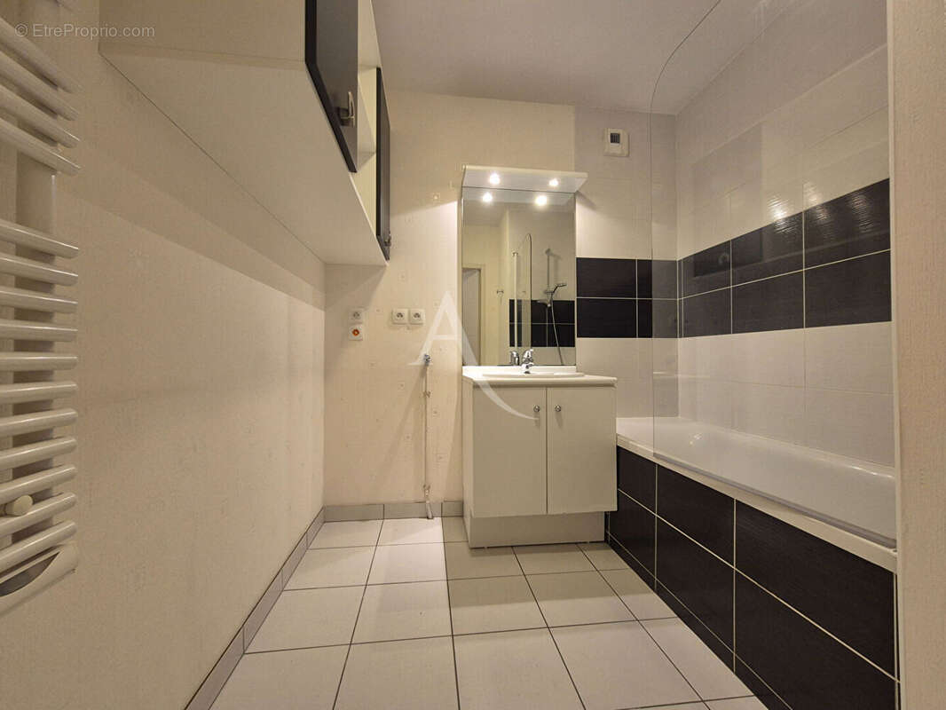 Appartement T3 Nantes, rue de Crucy avec terrasse et garage - photo 6