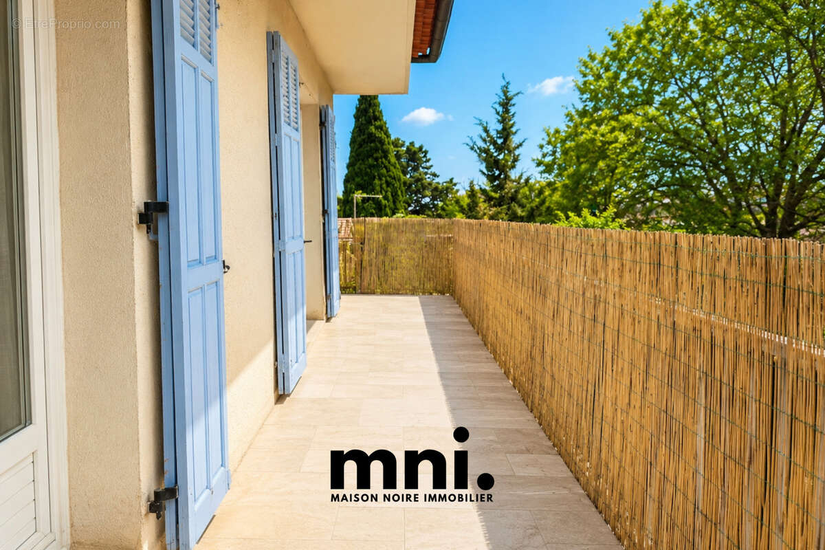 Appartement à LA VALETTE-DU-VAR