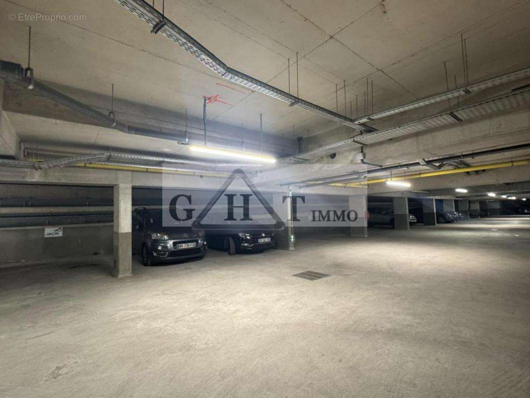 Immeuble de bureaux indépendant - photo 9