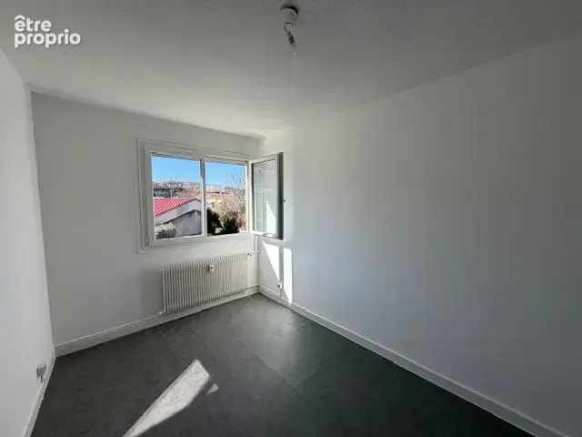 Appartement T3 – 65 m² avec parking – proximité chateaucreux louer pour investisseur - photo 5